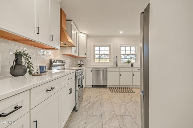 248 Dean Archer Road, Jonesborough, TN 37659