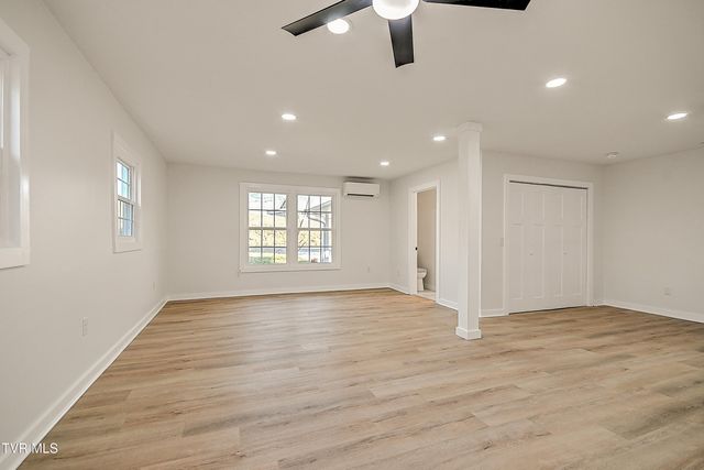 248 Dean Archer Road, Jonesborough, TN 37659