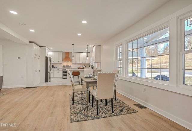 248 Dean Archer Road, Jonesborough, TN 37659