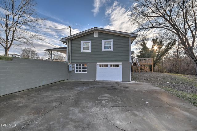 248 Dean Archer Road, Jonesborough, TN 37659