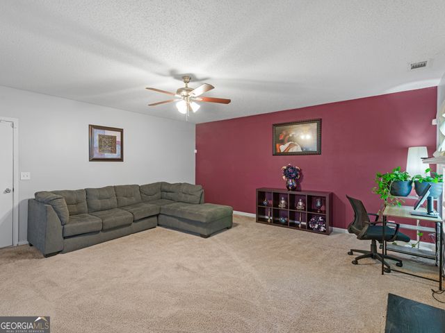 3027 Stonebridge Creek Drive, Lithonia, GA 30058