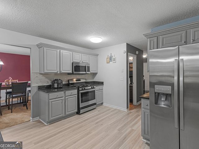 3027 Stonebridge Creek Drive, Lithonia, GA 30058
