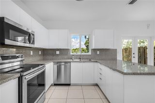 942 SW 147th Ct, Miami, FL 33194