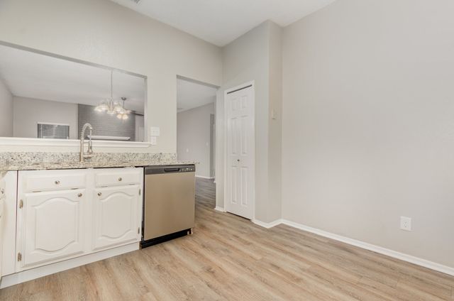 980 Mauve Drive, Lewisville, TX 75067