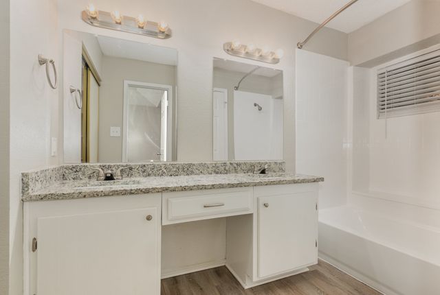 980 Mauve Drive, Lewisville, TX 75067