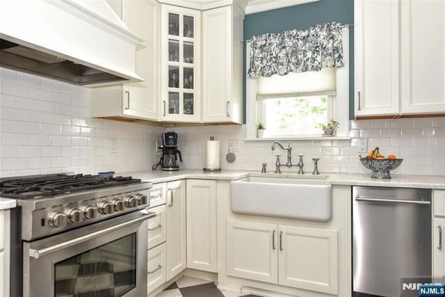 354 Demarest Avenue, Oradell, NJ 07649