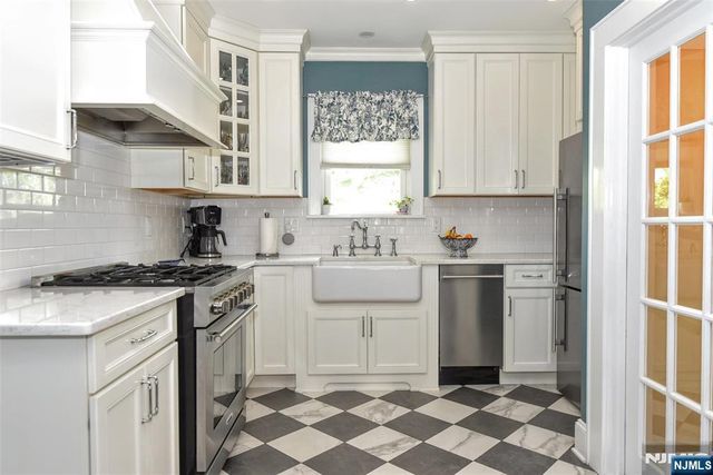 354 Demarest Avenue, Oradell, NJ 07649