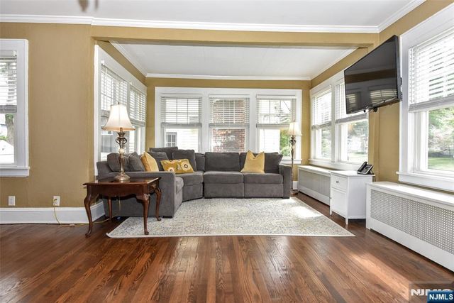 354 Demarest Avenue, Oradell, NJ 07649
