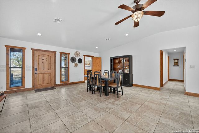 15326 Gross Lane, Lacoste, TX 78039