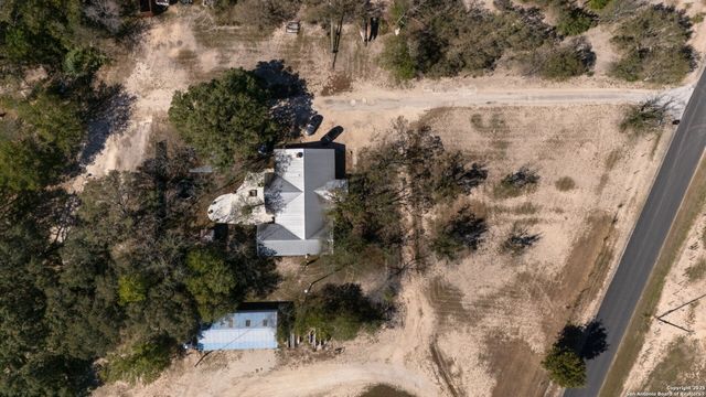 15326 Gross Lane, Lacoste, TX 78039