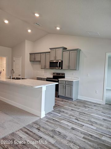791 Micco Street SW, Palm Bay, FL 32908