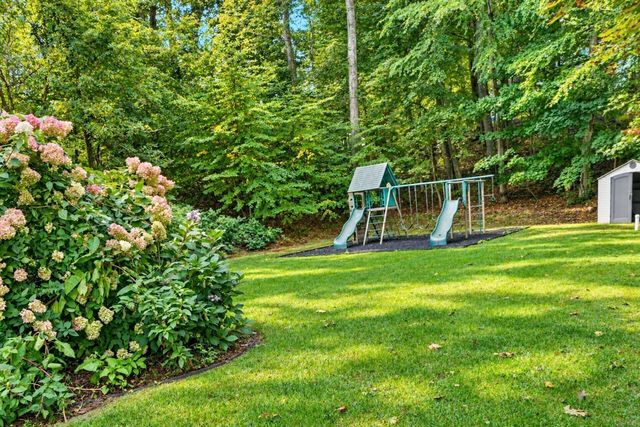 201 Boston Post Rd, Wayland, MA 01778
