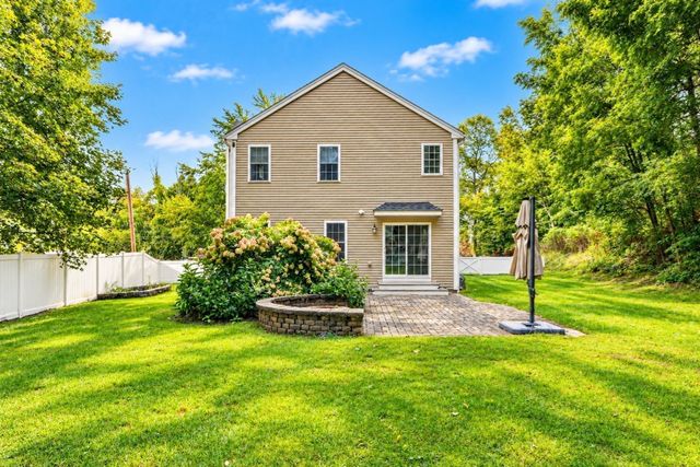201 Boston Post Rd, Wayland, MA 01778