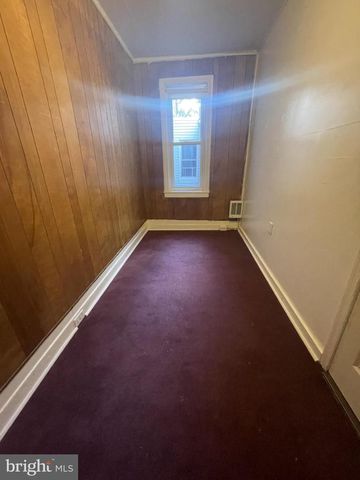 932 WALNUT ST, Reading, PA 19601