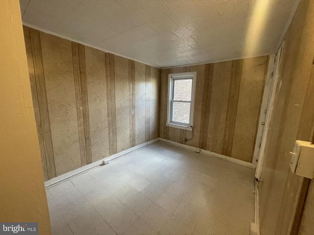 932 WALNUT ST, Reading, PA 19601