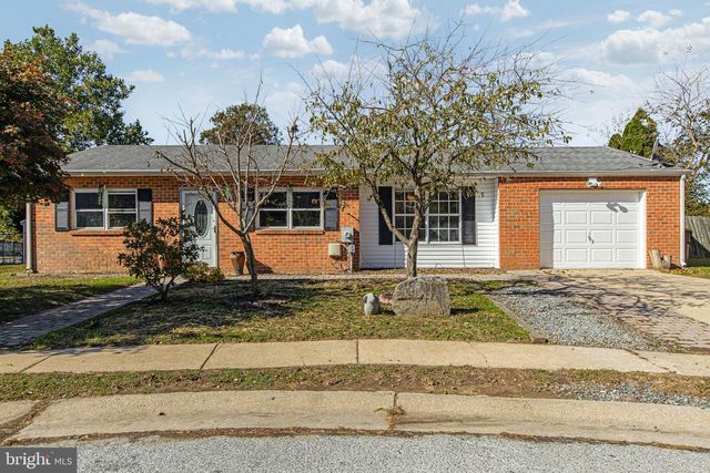 4 WRIGHT CIR, Newark, DE 19702