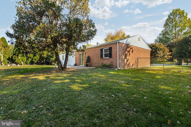 4 WRIGHT CIR, Newark, DE 19702