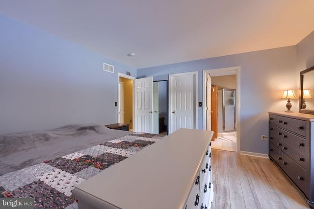 32 VILLAGE DR, Newmanstown, PA 17073