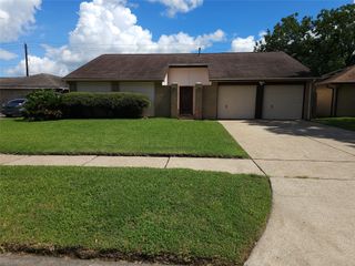 4115 Arapajo Street, Baytown, TX 77521