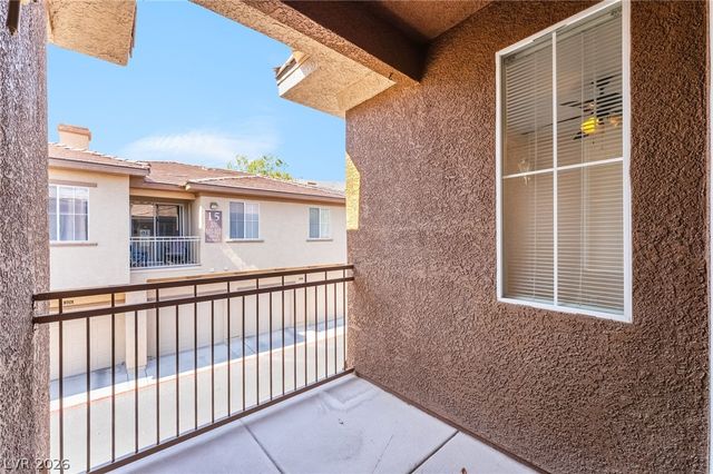 10241 Delray Beach Avenue 201, Las Vegas, NV 89129