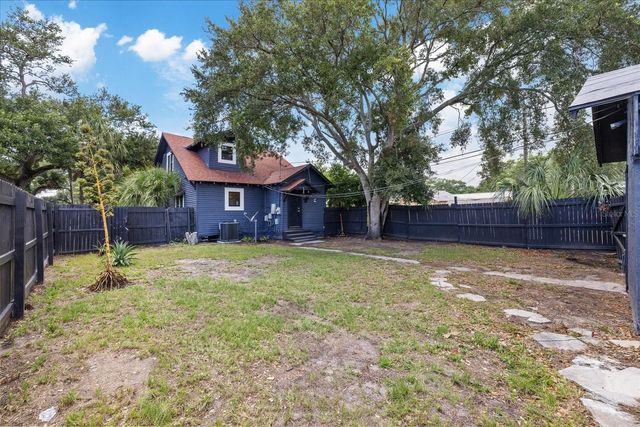 1618 12TH STREET S, St Petersburg, FL 33705