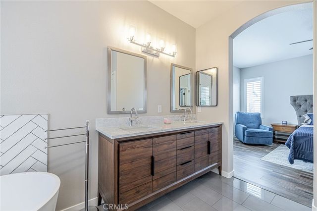 27613 Elkwood, Castaic, CA 91384