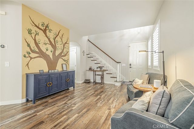 27613 Elkwood, Castaic, CA 91384
