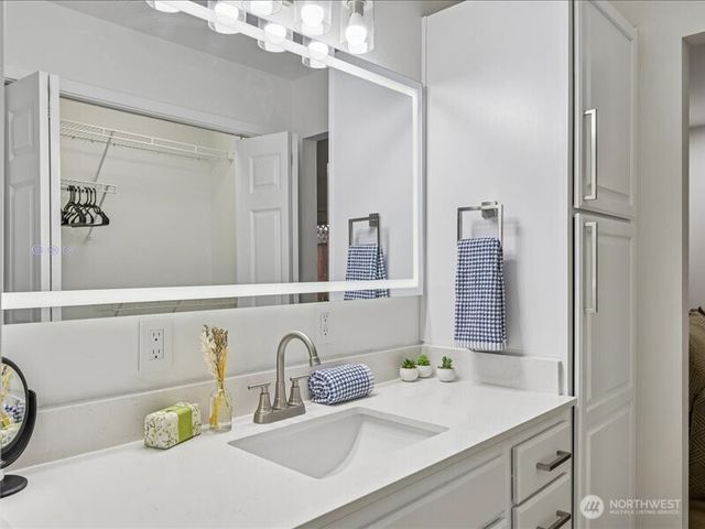 5104 SW 154th street SW Street SW, Edmonds, WA 98026