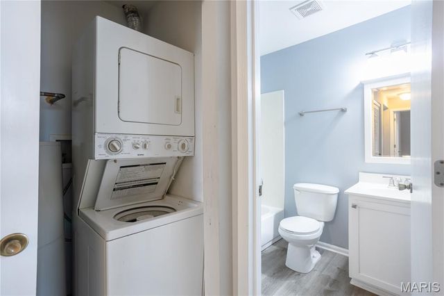 7410 Triwoods Drive I, St Louis, MO 63119