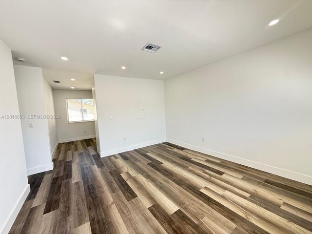 59 E 14th St 59, Hialeah, FL 33010