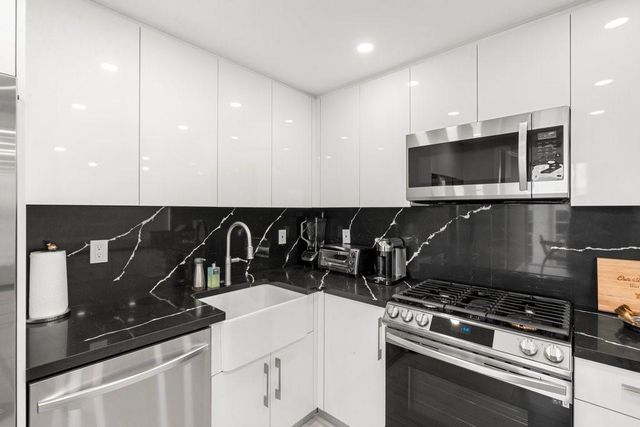 2030 S Ocean Dr 1407, Hallandale Beach, FL 33009