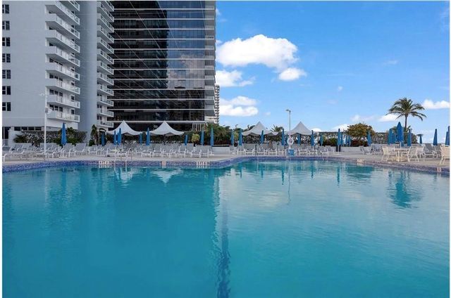 2030 S Ocean Dr 1407, Hallandale Beach, FL 33009