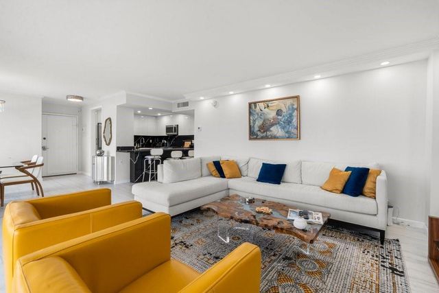 2030 S Ocean Dr 1407, Hallandale Beach, FL 33009