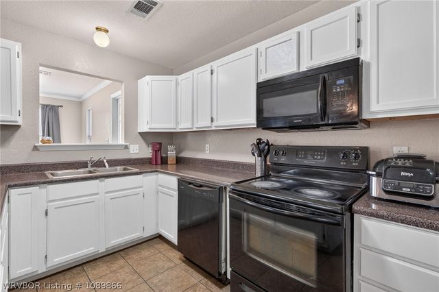 400 Emily Drive, Alma, AR 72921