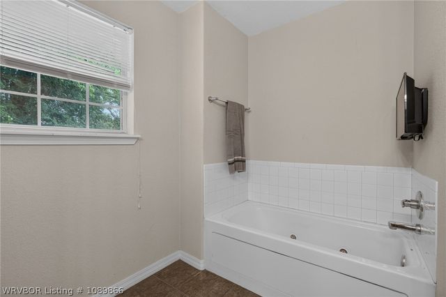 400 Emily Drive, Alma, AR 72921