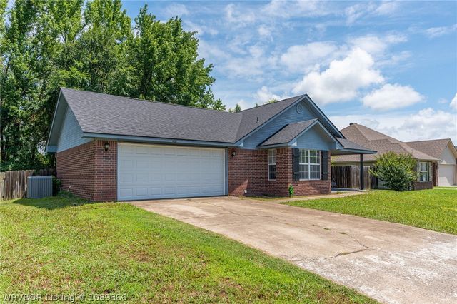 400 Emily Drive, Alma, AR 72921