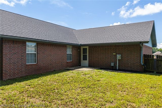 400 Emily Drive, Alma, AR 72921