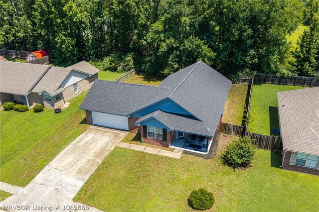 400 Emily Drive, Alma, AR 72921