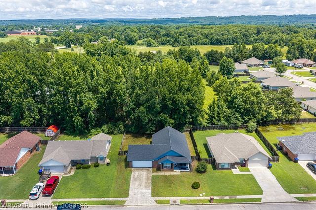 400 Emily Drive, Alma, AR 72921