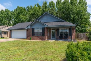 400 Emily Drive, Alma, AR 72921