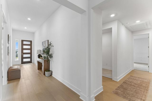 1409 Pink Granite BLVD, Dripping Springs, TX 78620