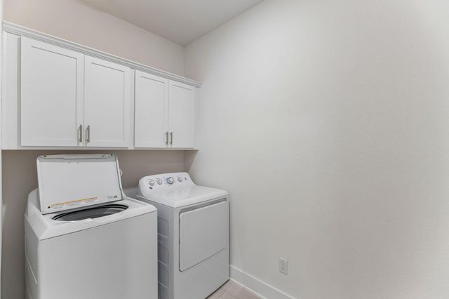 1409 Pink Granite BLVD, Dripping Springs, TX 78620