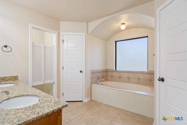 611 Cosper Creek Drive, Killeen, TX 76542