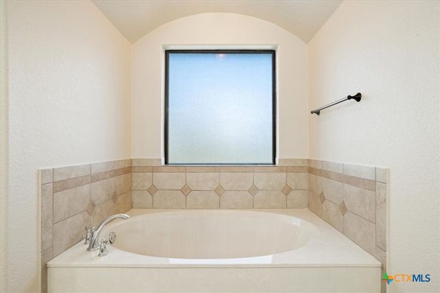 611 Cosper Creek Drive, Killeen, TX 76542