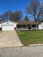 142 Essex Rd, Lexington, OH 44904
