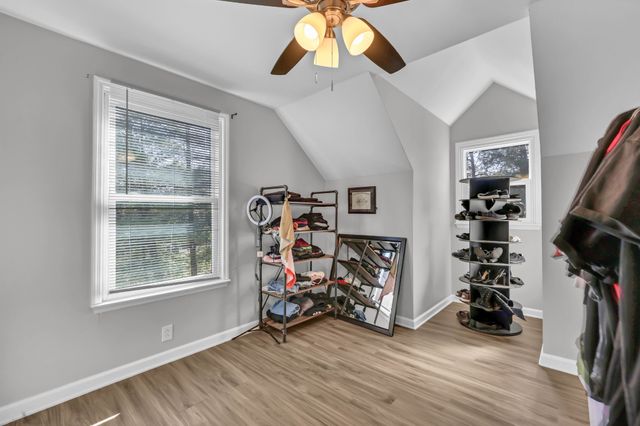 2331 Seven Mile Ferry Rd, Clarksville, TN 37040