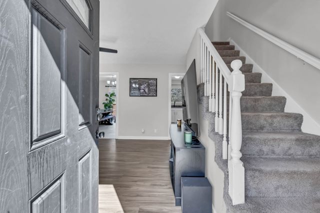 2331 Seven Mile Ferry Rd, Clarksville, TN 37040