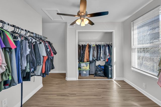 2331 Seven Mile Ferry Rd, Clarksville, TN 37040