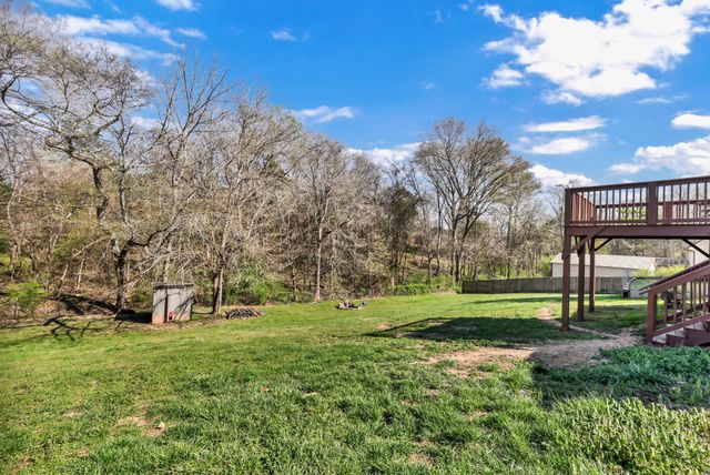 2331 Seven Mile Ferry Rd, Clarksville, TN 37040