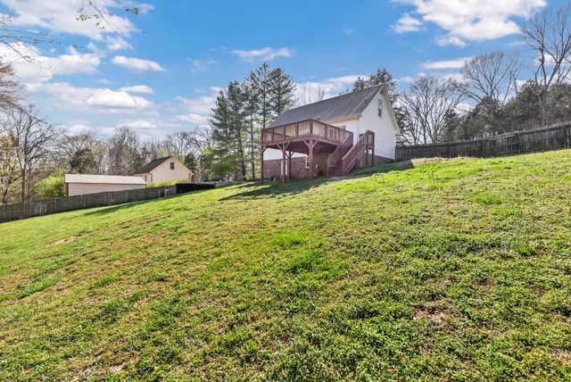 2331 Seven Mile Ferry Rd, Clarksville, TN 37040